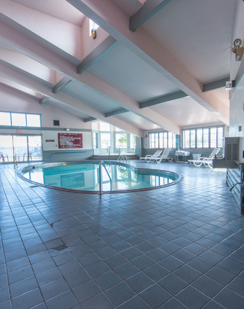 Pictured Rocks Inn And Suites Munising Exterior photo